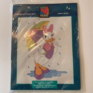 DAISY DUCK 14C AIDA CROSS STITCH 10 1/4 x7 NEW